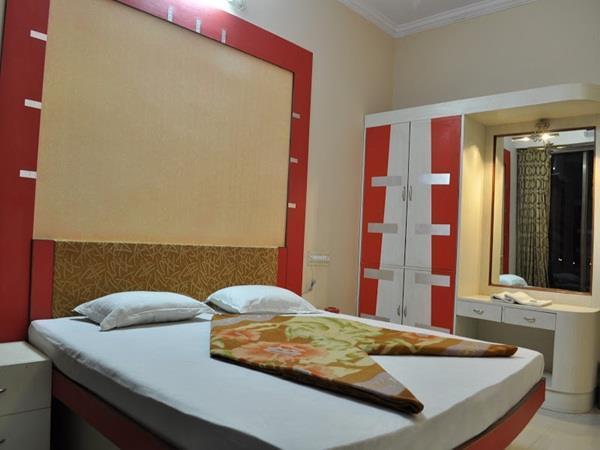 Hotel Relax Inn Diu Extérieur photo